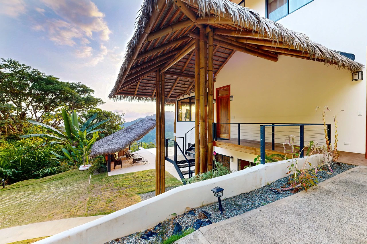 1.25 ACRES – 4 Bedroom Luxury Ocean View Home In Gated Community With Amazing Pool, Yoga Deck, Easy Access! Owner Financing Available!! - Gallery image 41
