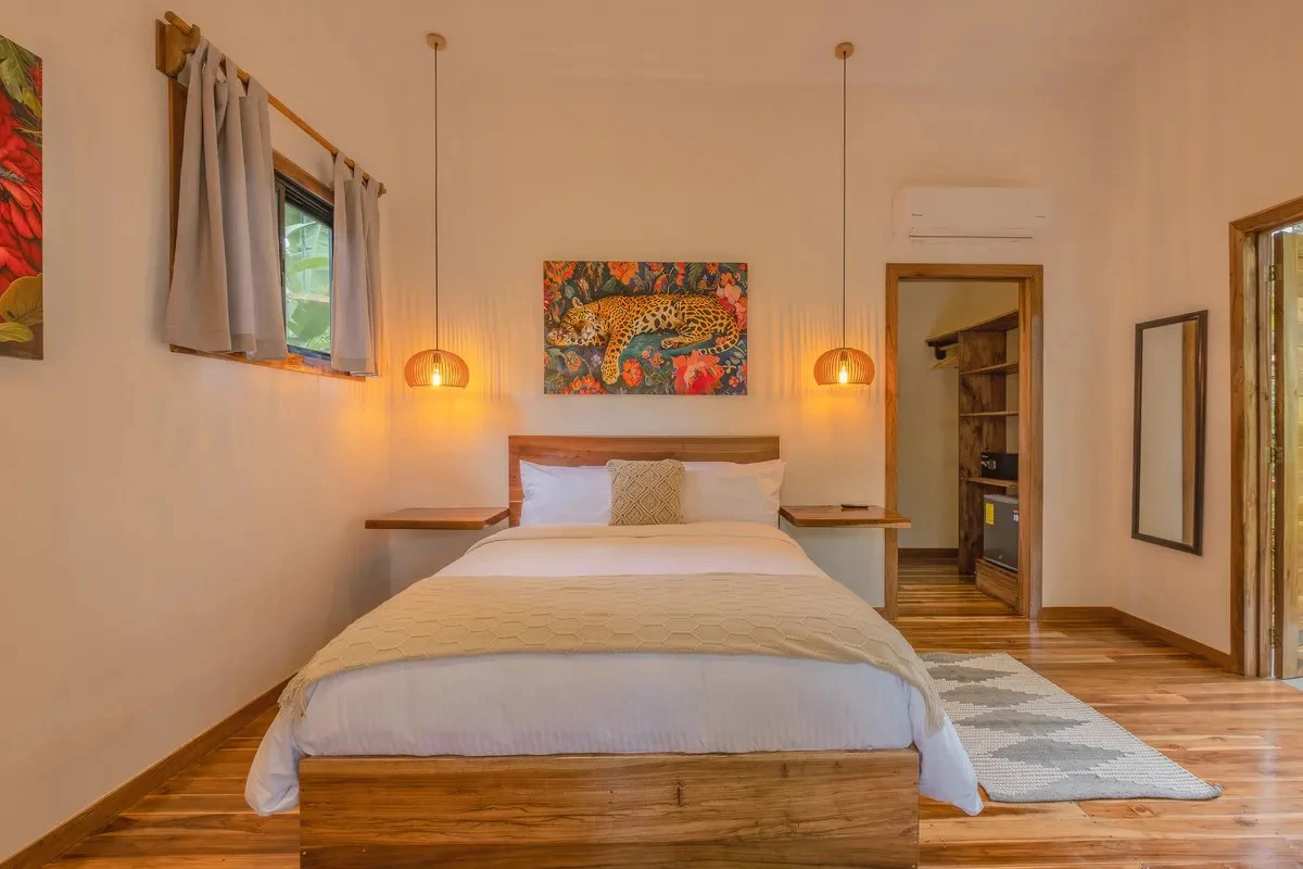 ID 123: Turnkey Hotel and Restaurant Business in Playa Chiquita - Gallery image 14
