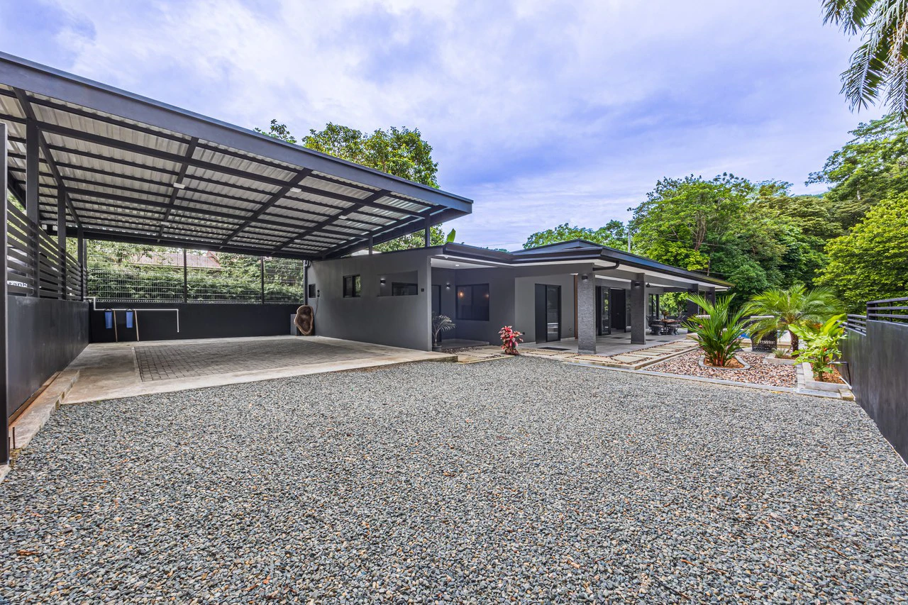 Gorgeous Brand New 3br Home close to Dominical with extra land.: House For Sale in Hatillo - Gallery image 35