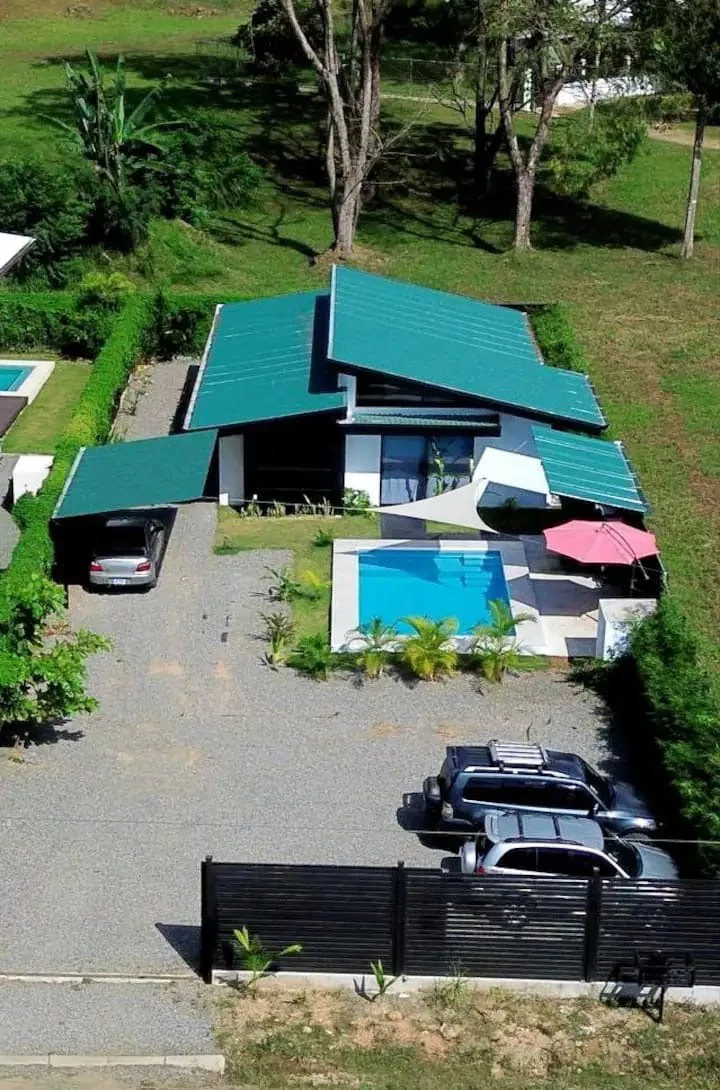 Butterfly Wings House 3 Bed 2 Bath Walking Distance To Town - Gallery image 41
