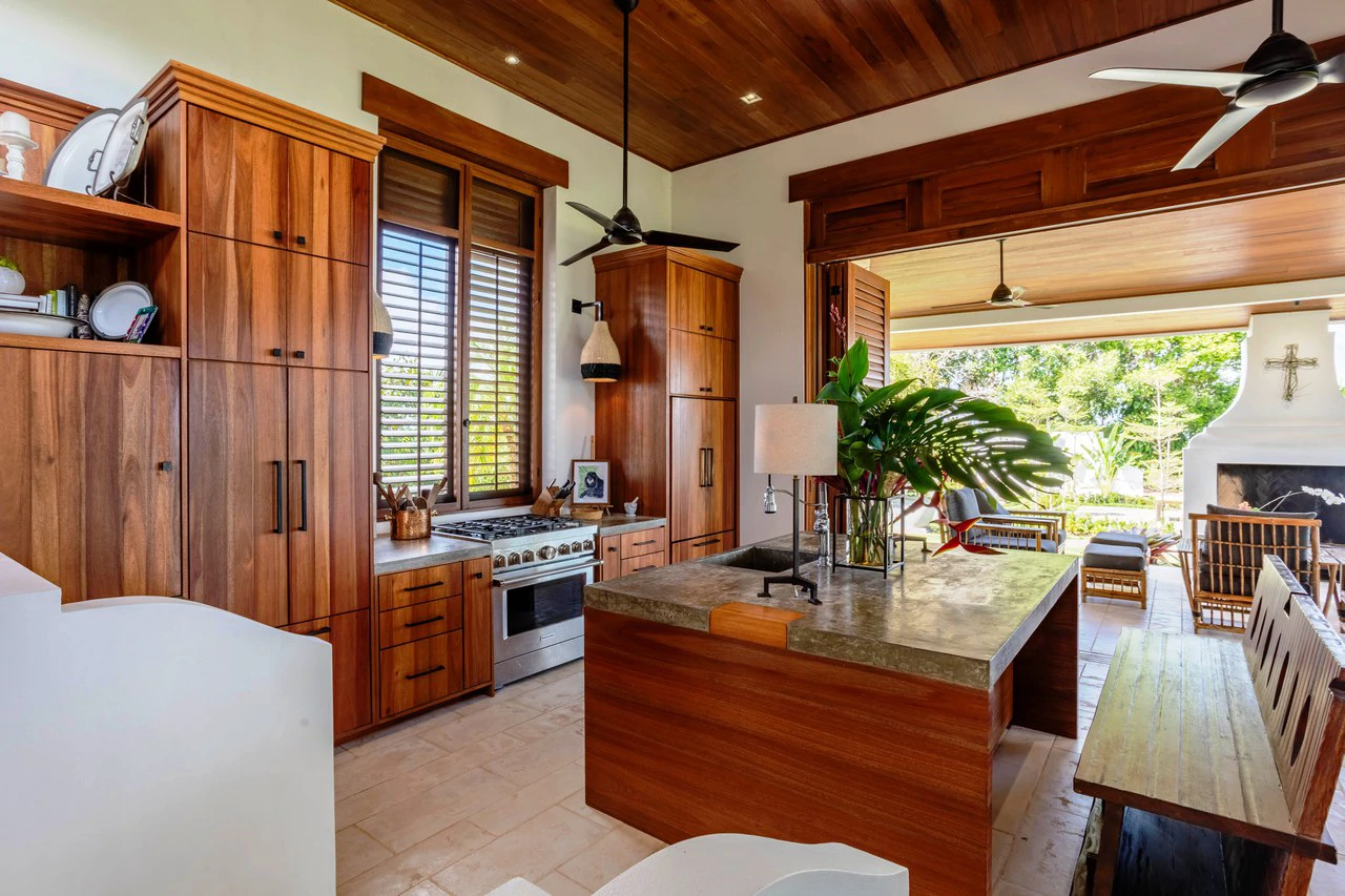 Custom Built Home in Dominical with 2 Building Sites in Costa Verde Estates - Gallery image 12