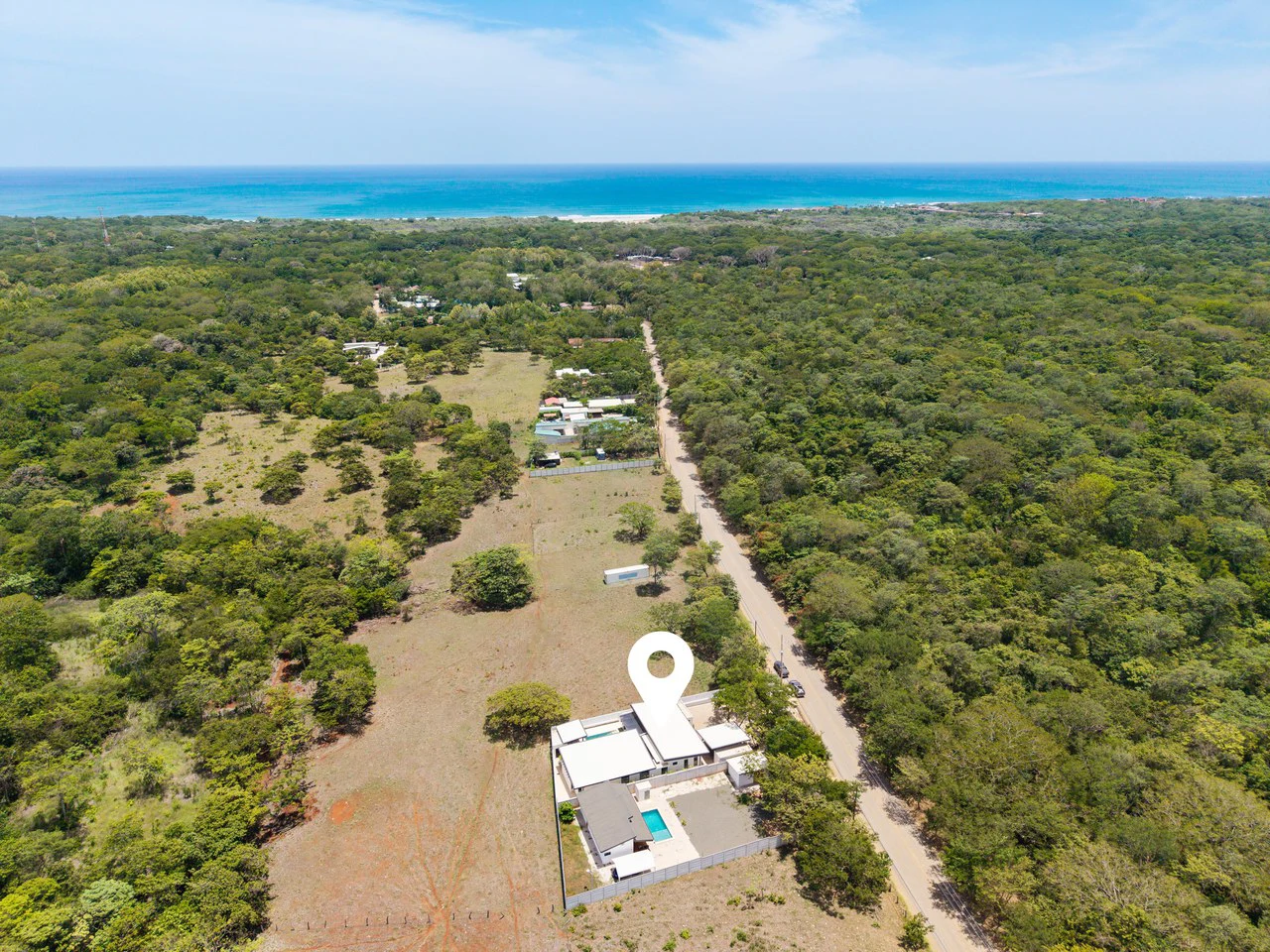 Villa Fresno: Newly Completed Contemporary Home with Private Pool Near Playa Avellanas - photo 33