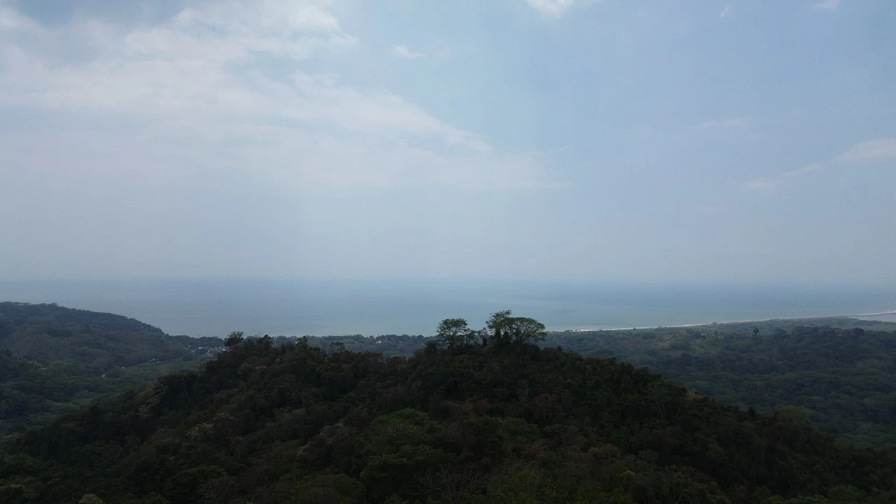 Luxury Modern Home on the hills above Tarcoles: Panoramic Ocean & Mountain Views - Gallery image 28