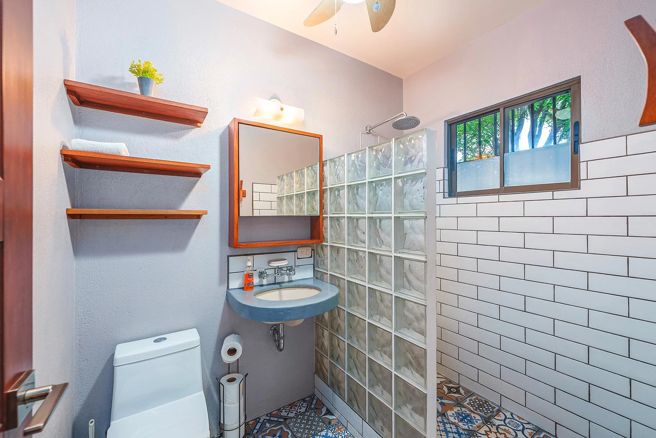 Campo de Sueños: Fresh 3BR Beach Home & Pool on 3/4 Acre - Gallery image 28
