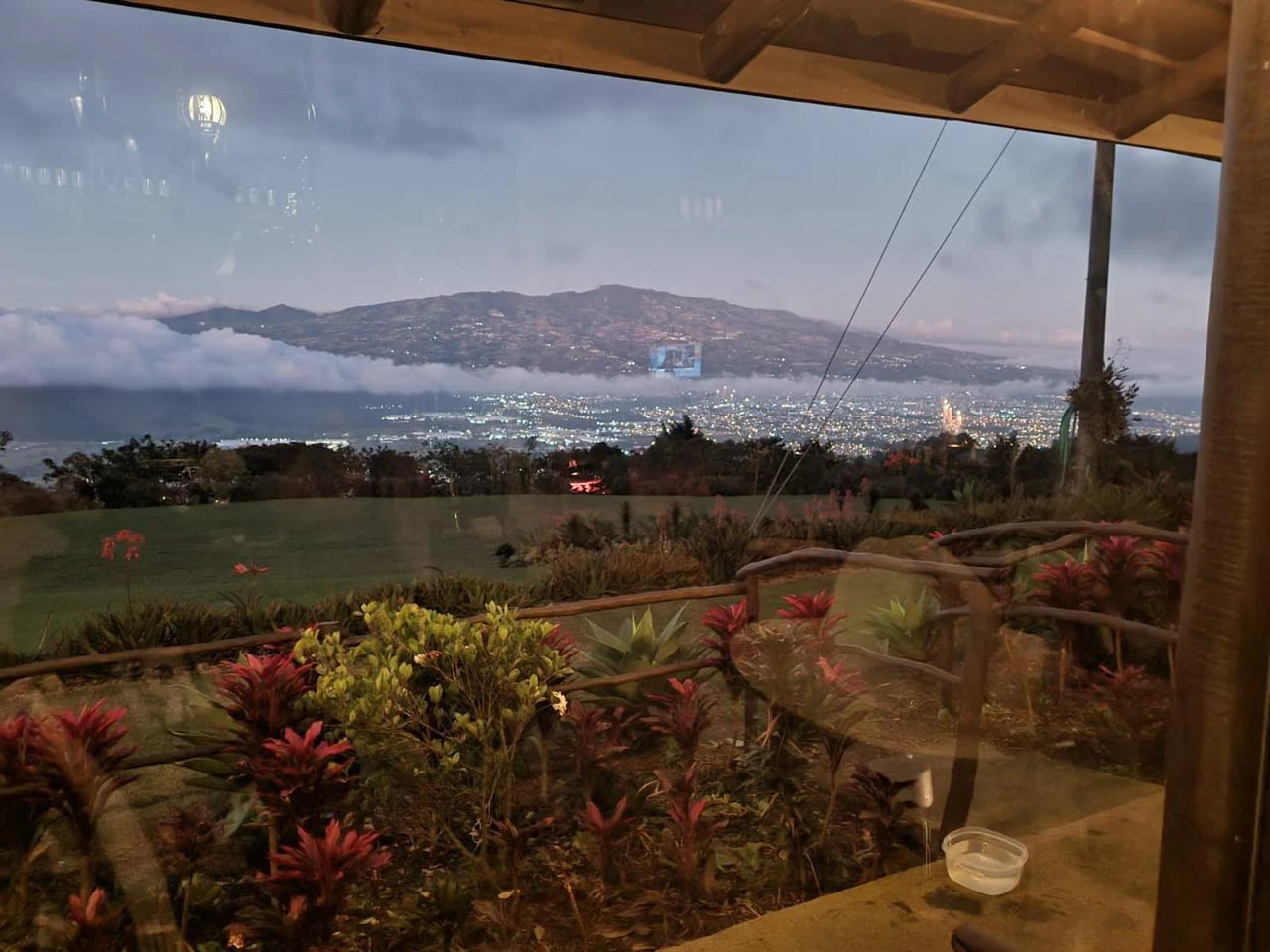 Cartago, gourmet coffee plantation: Charming Coffee Retreat Home with Stunning Views and Gourmet Coffee Plantations - Gallery image 35