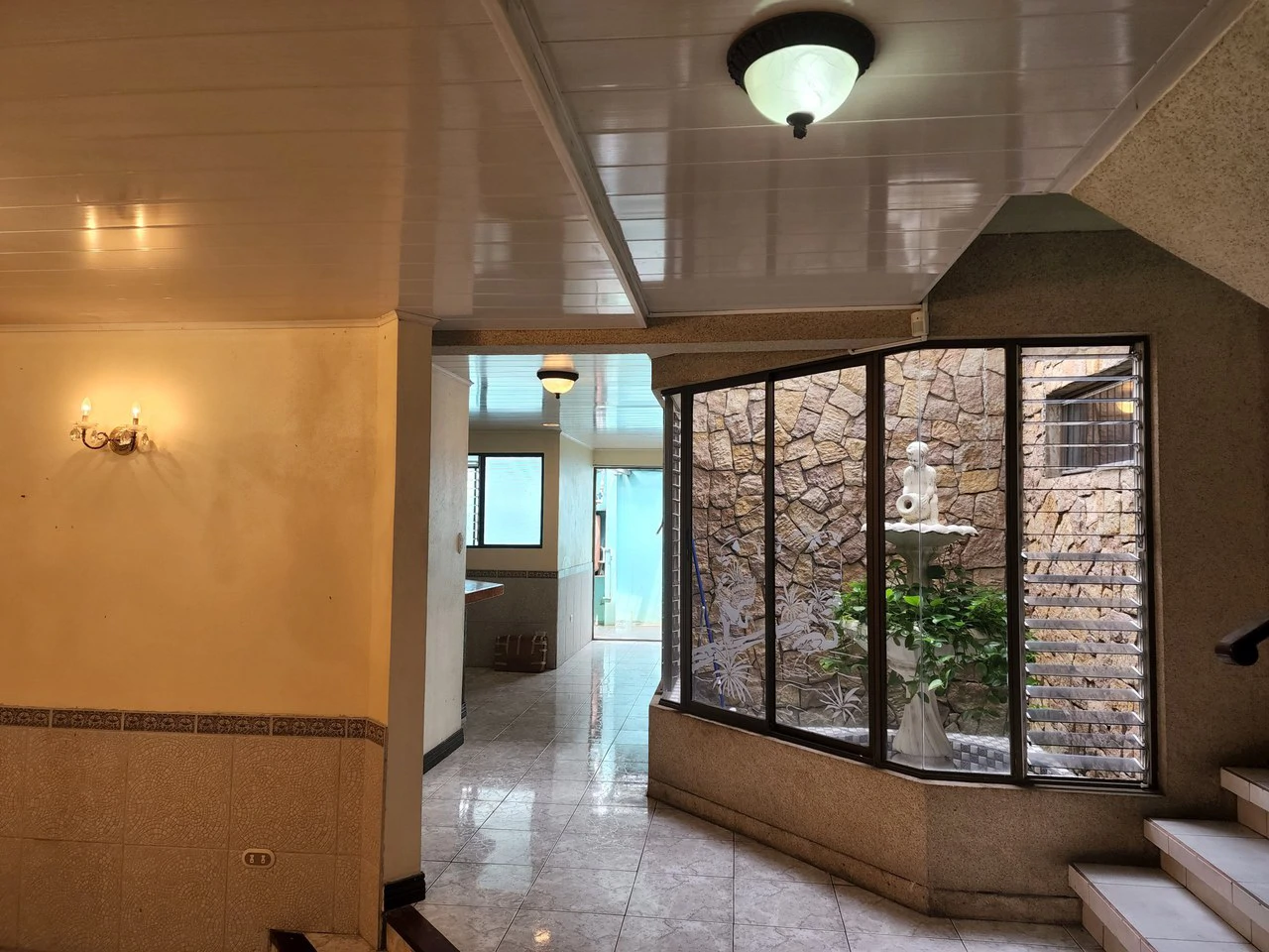Mixed Use Building For Sale in Centro - Gallery image 4