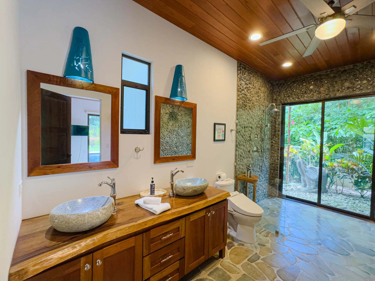 Luxury Waterfall-View Home with Guest House near Dominical, Costa Rica: Mountain House For Sale in Dominical - Gallery image 29