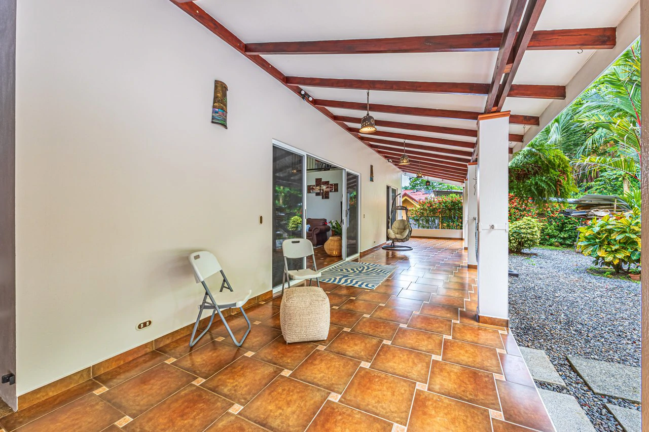 Happy Daze in Uvita: Commercial Building Opportunity in the Heart of Uvita. On Creek with Beautiful Jungle View - Gallery image 50