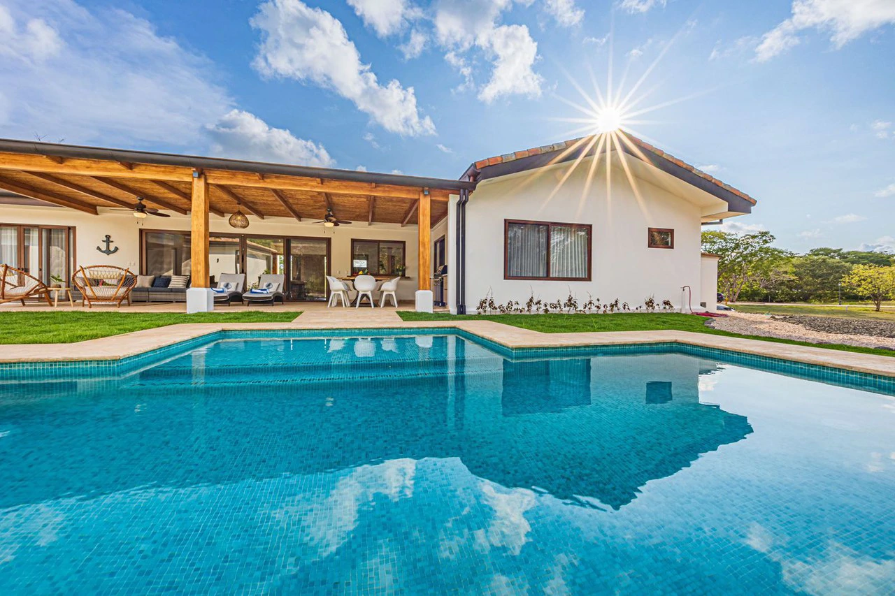 Near the Coast House For Sale in Hacienda Pinilla - Gallery image 17