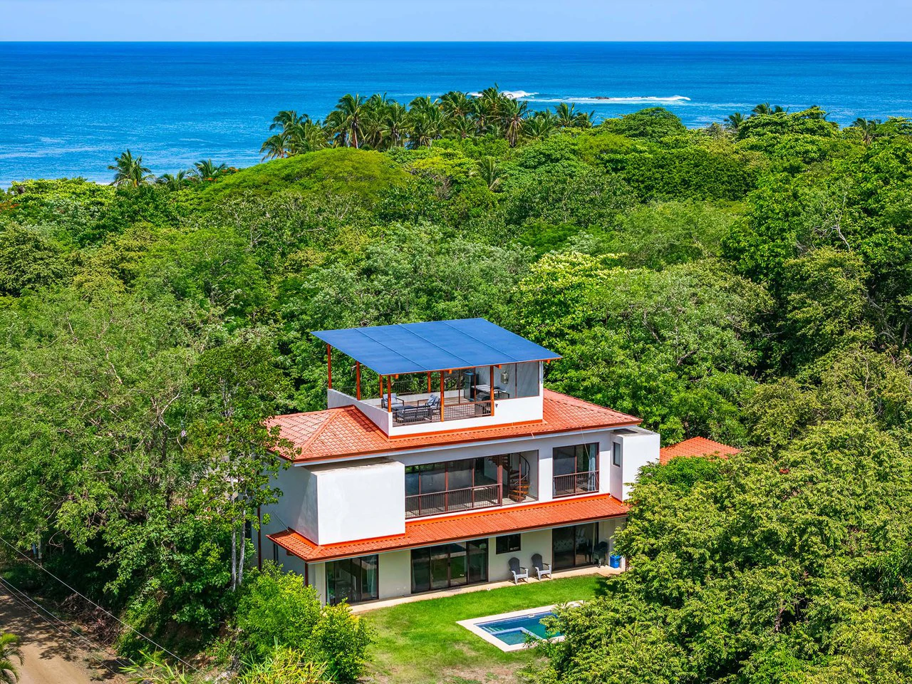 Casa Tuga: 4BR Ocean View Home with Pool, Steps from the Beach - photo 3