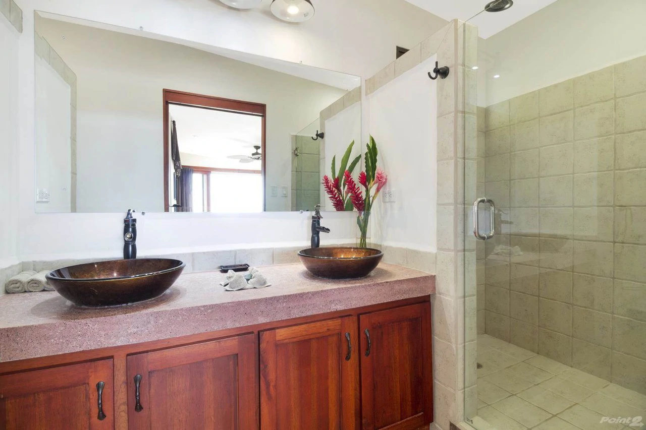 Casa Thai: Ocean View Villa in Uvita with Proven Airbnb Income and Luxury Tropical Living - Gallery image 44