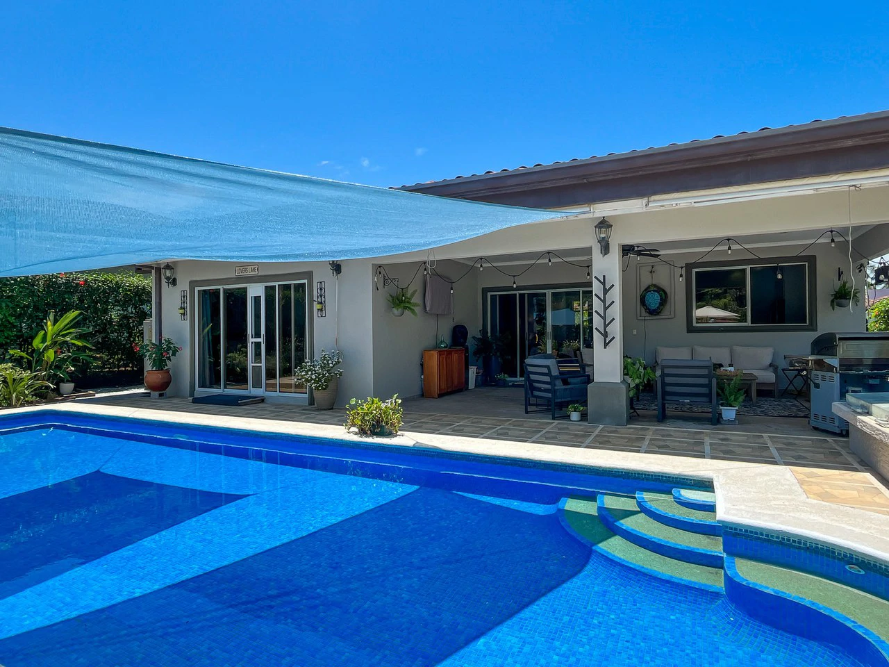 Casa Eight: Near the Beach. Playa Bejuco, Puntarenas, Costa del Sol. Fully Remodeled Tropical Sanctuary - Gallery image 24