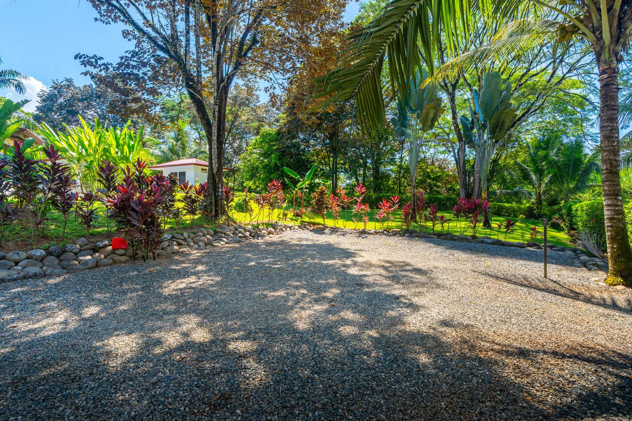 Villas Octagon: Prime Investment & Lifestyle Opportunity - Gallery image 7
