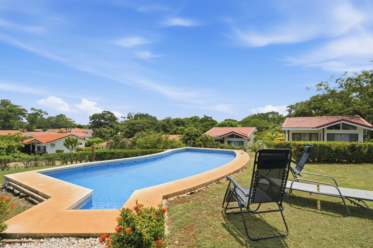Villa 49: Turnkey 1 Bed Villa, Gated Playa Lagarto Eco Development - photo 8