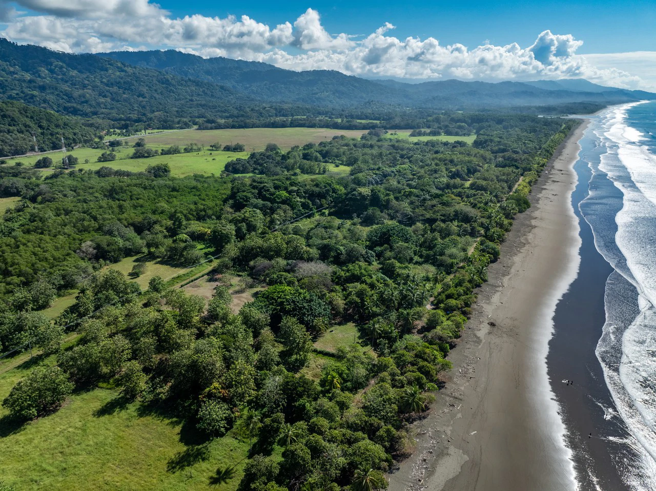 Exclusive Beachfront Opportunity south of Manuel Antonio Costa Rica - Gallery image 22