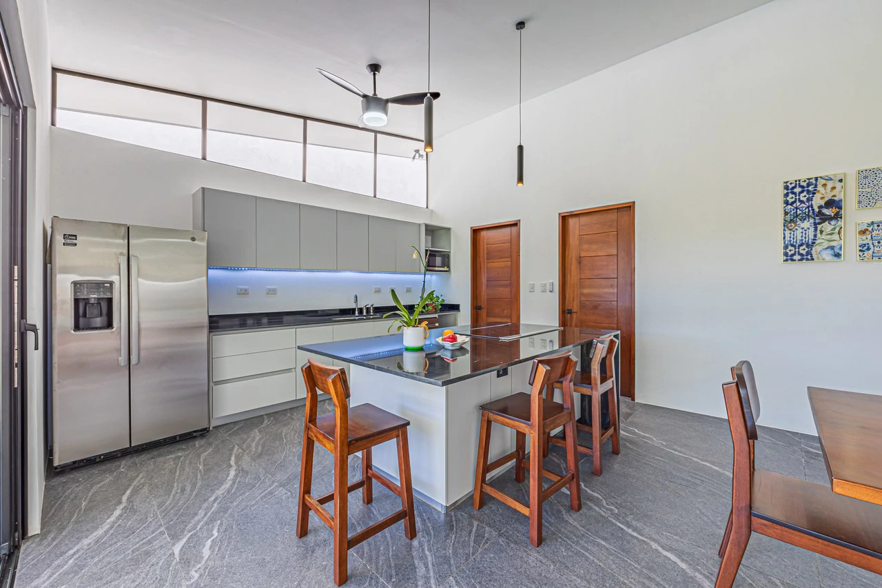 STYLISH 3 BED, 3 BATH BRAND NEW VILLA IN UVITA.: Mountain Villa For Sale in Uvita - Gallery image 32