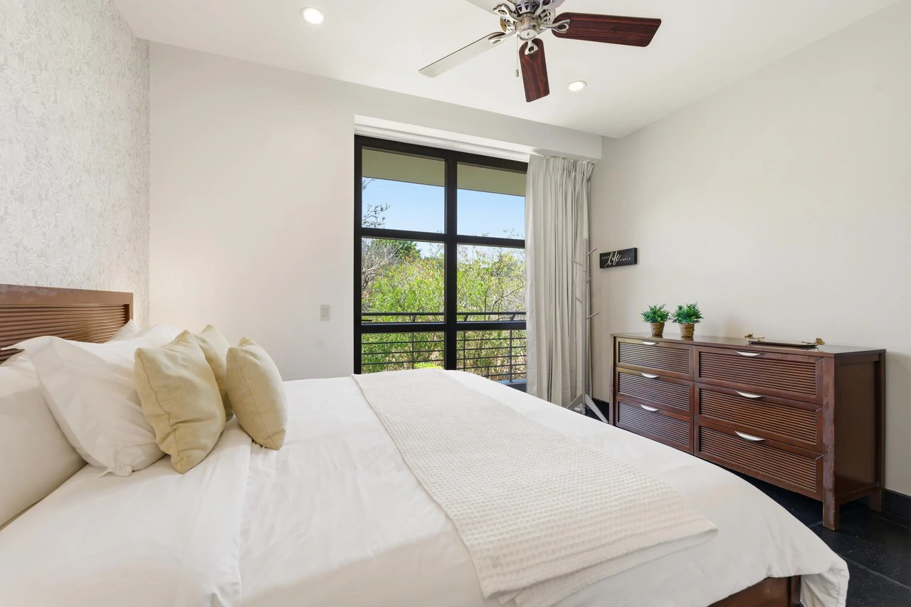 La Perla 113: Boutique Luxury Condo in the Heart of Tamarindo - Gallery image 25