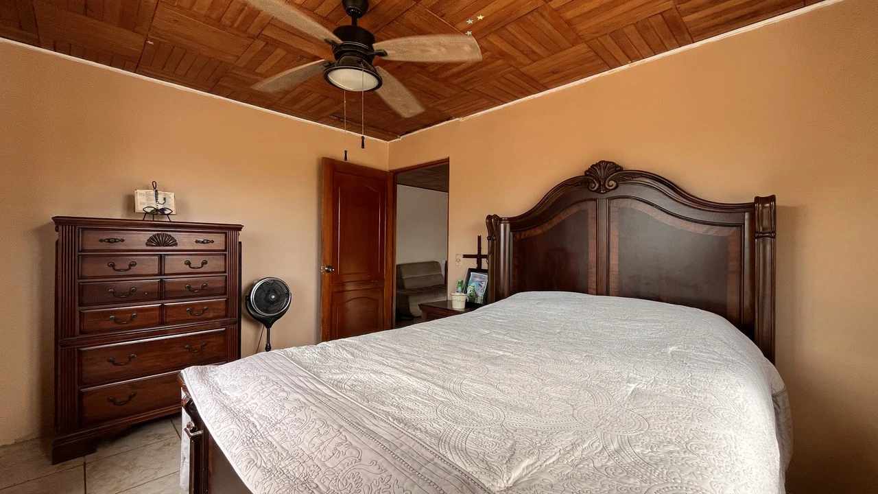 House For Sale in San Pedro - photo 24