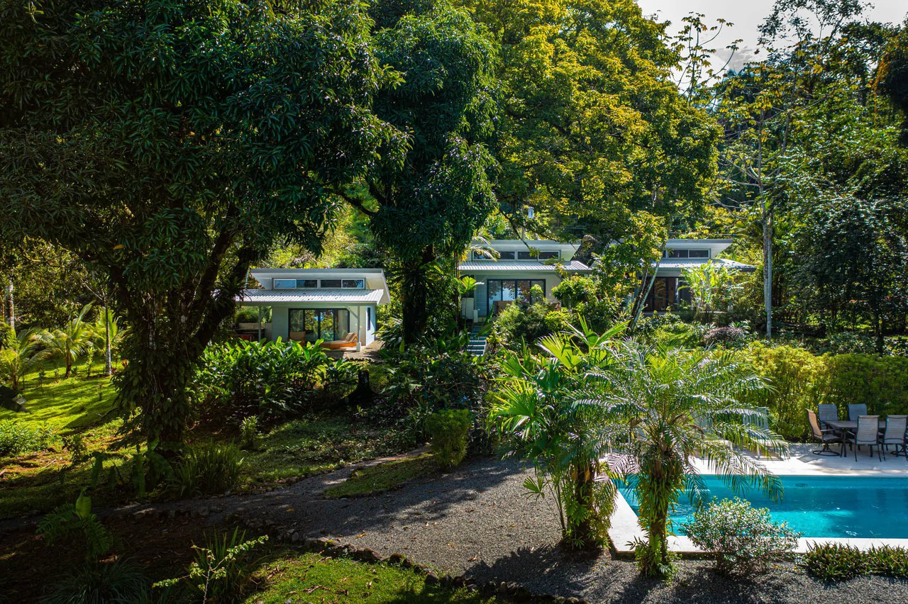 Estate Property in Escaleras, Multi-Use, Residential/HOTEL/Commercial - Gallery image 6