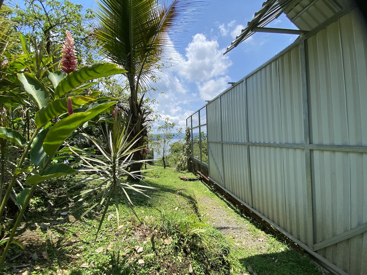 Beautiful Property with 4 cabins in El Castillo with gorgeous Lake View..!! - photo 22