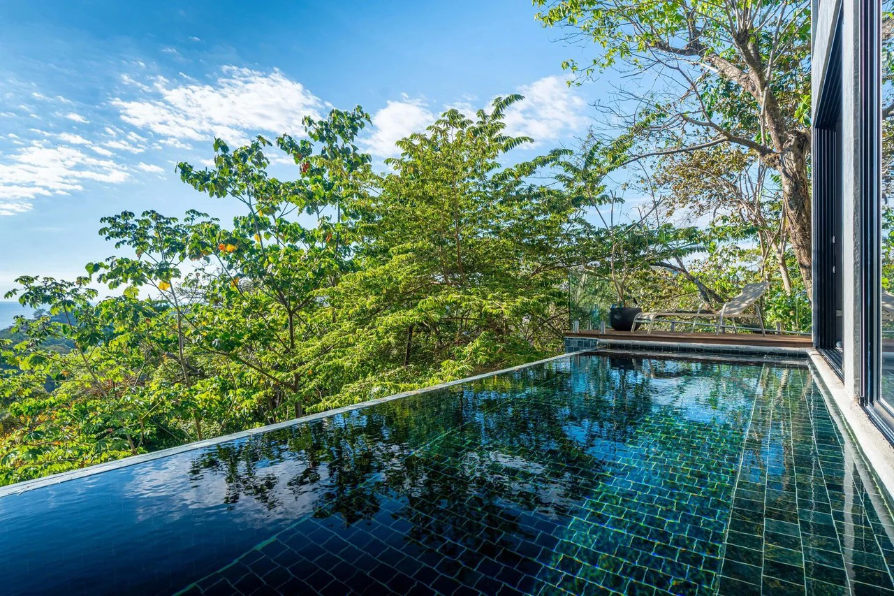 Casa Moon Diablo: Iconic Ocean View Luxury Estate with Infinity Pool, Rooftop Patio, Gym & Sauna in Manuel Antonio - Gallery image 58