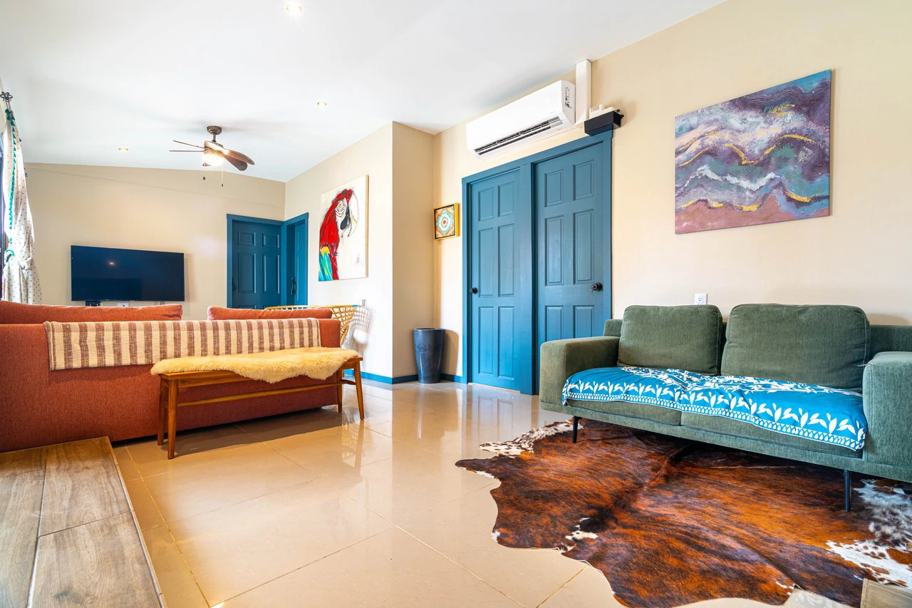 3 Bed Main Home with Two Rental Villas, Walk to Beach in Uvita! Fantastic Location! - Gallery image 21