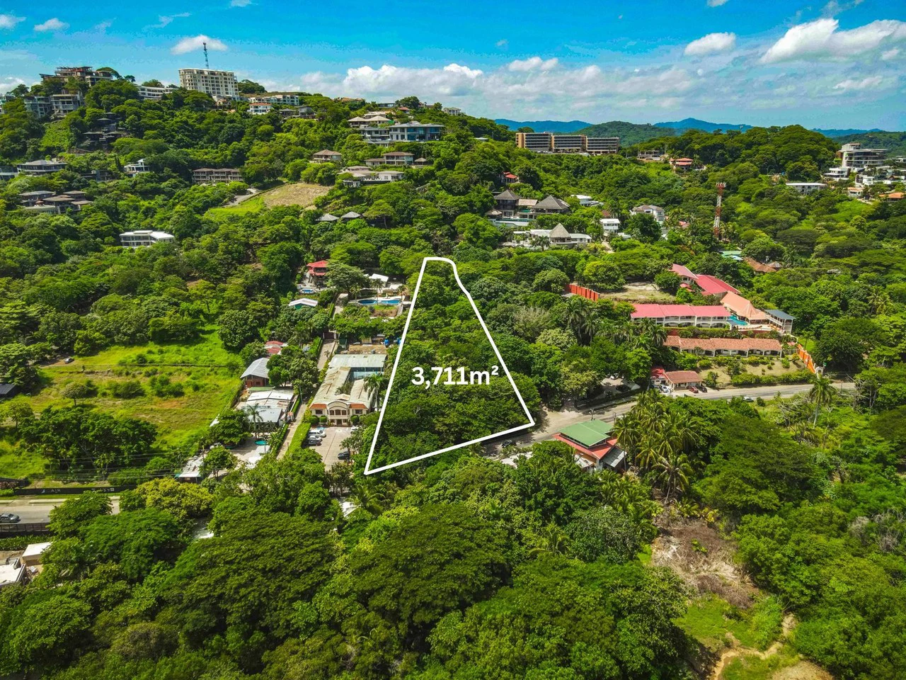 Tamarindo Commercial Lot With Endless Potential - Gallery image 9