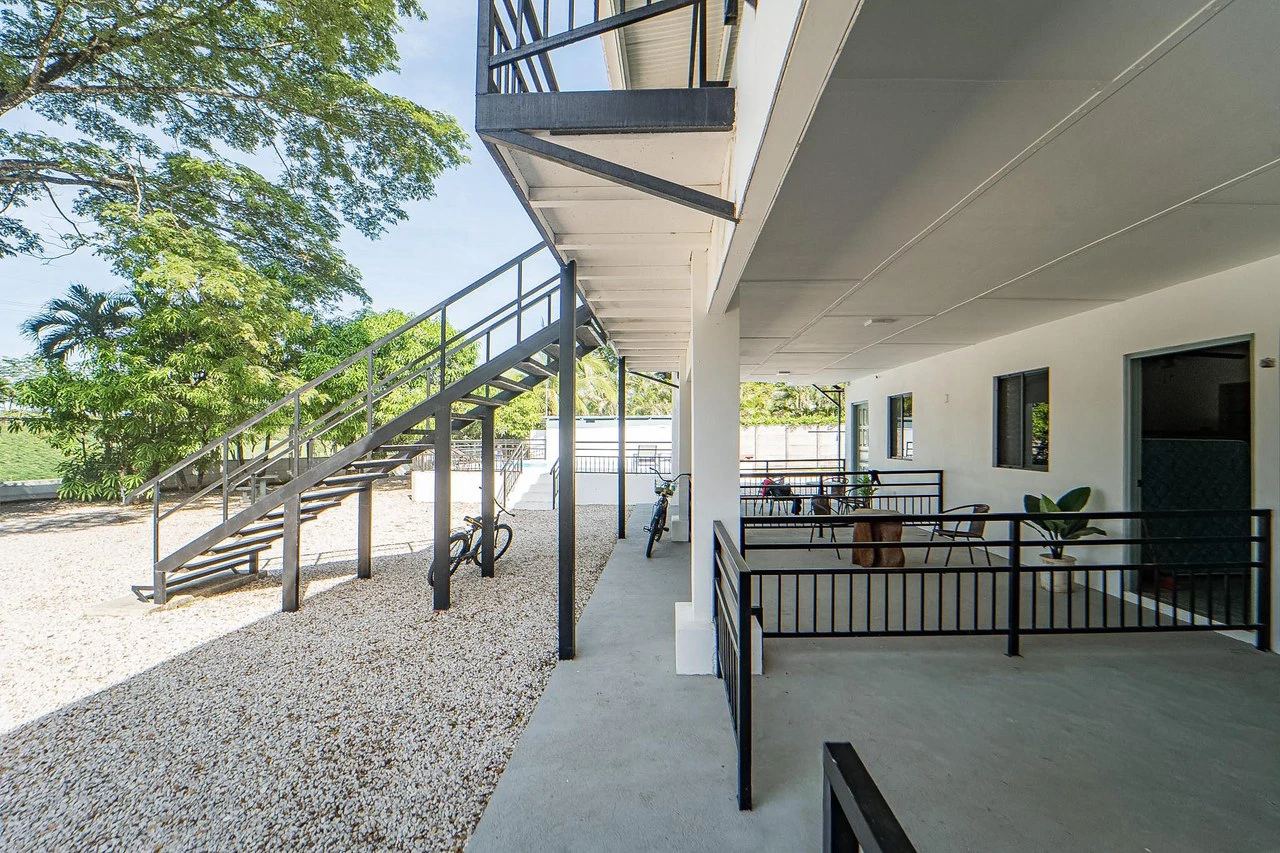Cantarana Studios: Multiunit Property with tons of Potential - photo 25