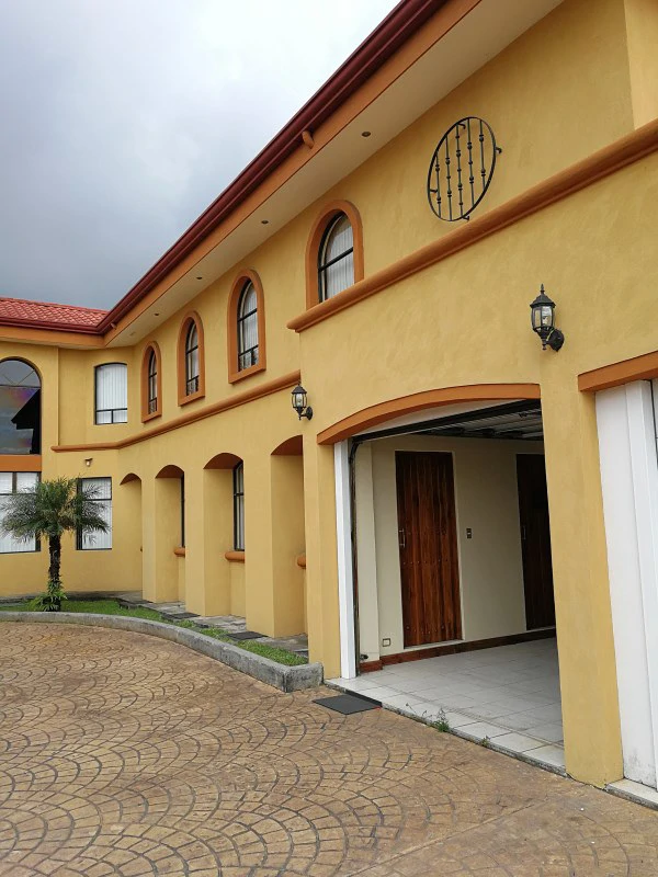 House for sale in Curridabat: Beauty, quality and versatility - Gallery image 3