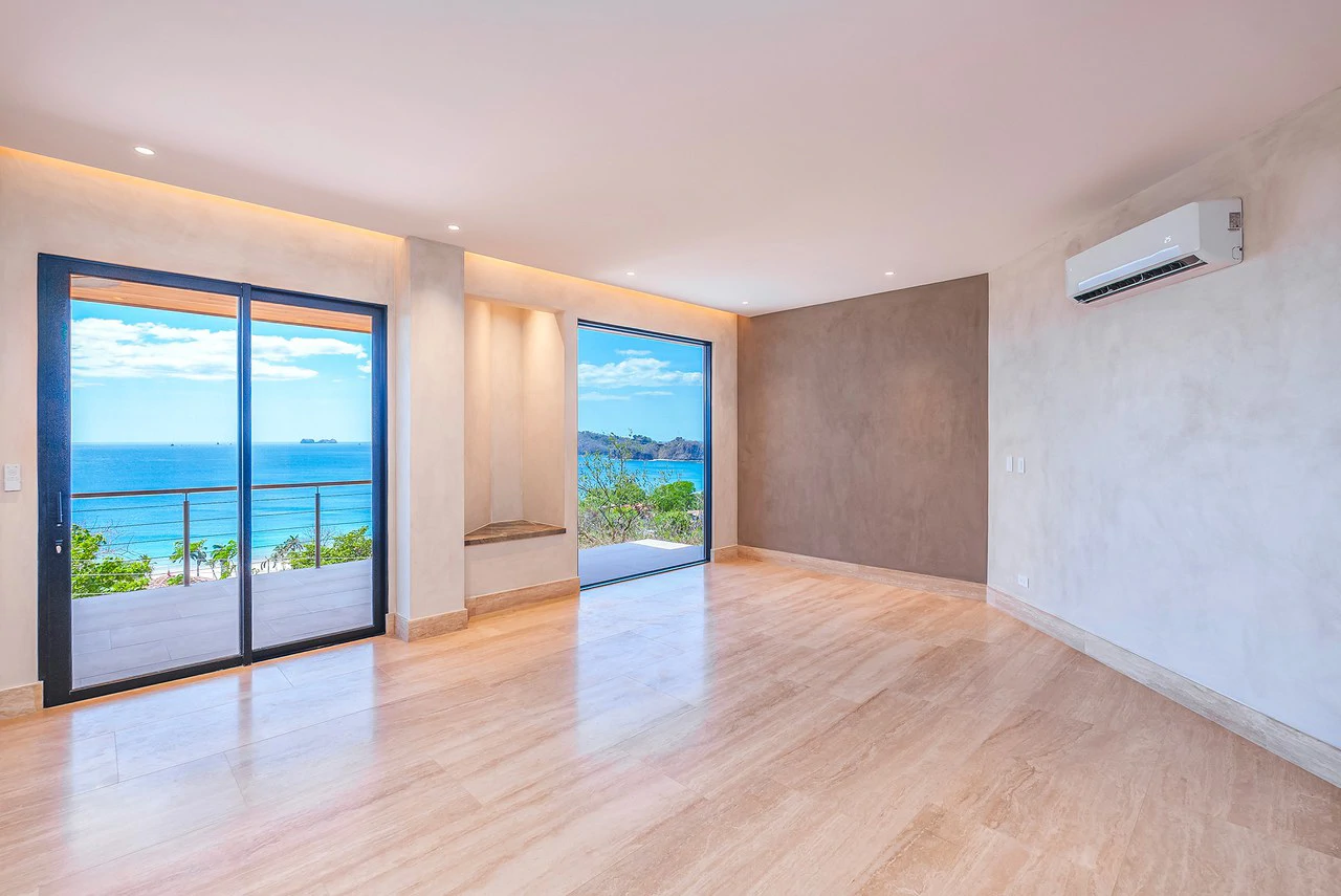 El Palacete Flamingo: 7BR Luxury Home with Vast Ocean Views - Gallery image 10