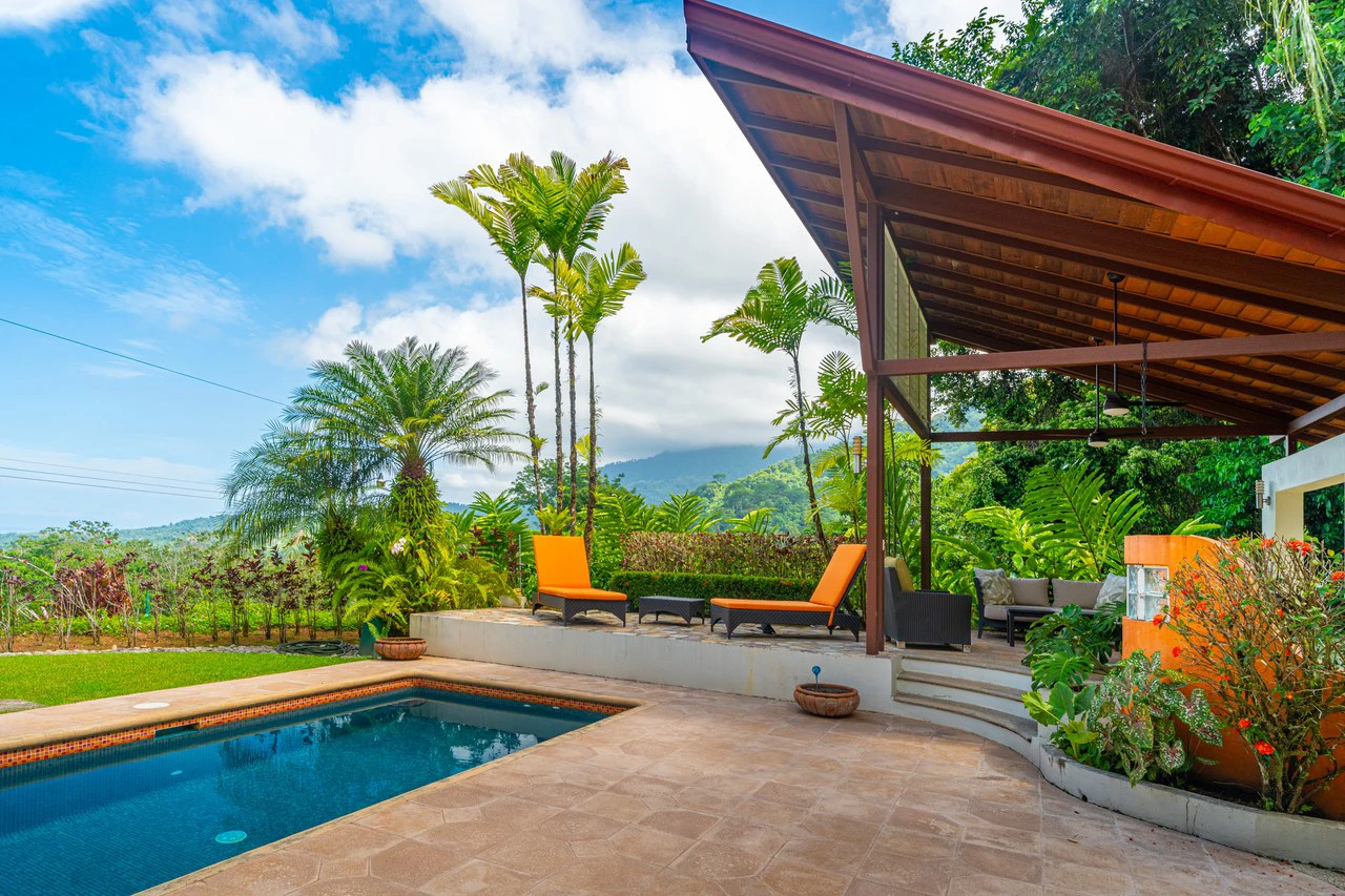 Casa de Orquideas: Mountains, Ocean and Jungle with Privacy In Gated Community, Ojochal - Gallery image 11