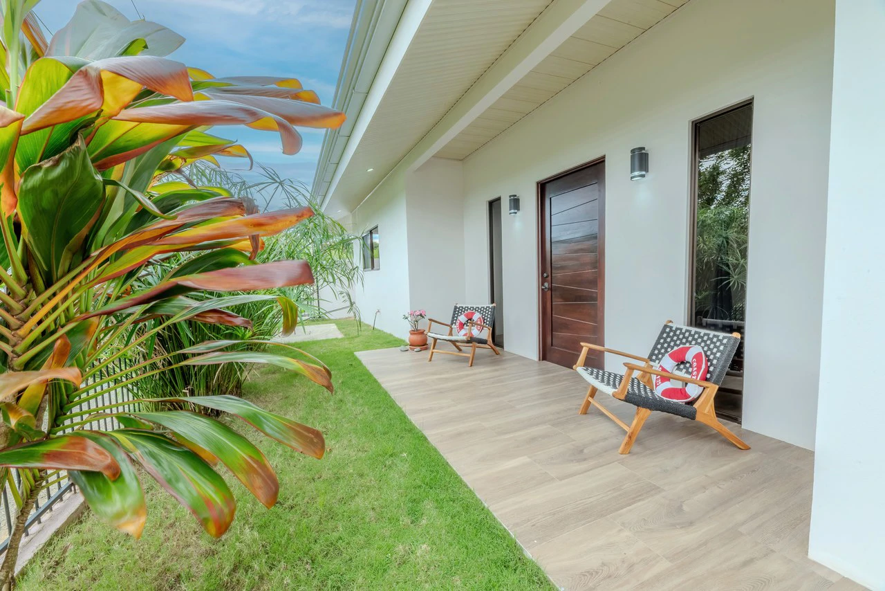 Mountain House For Sale in Quepos