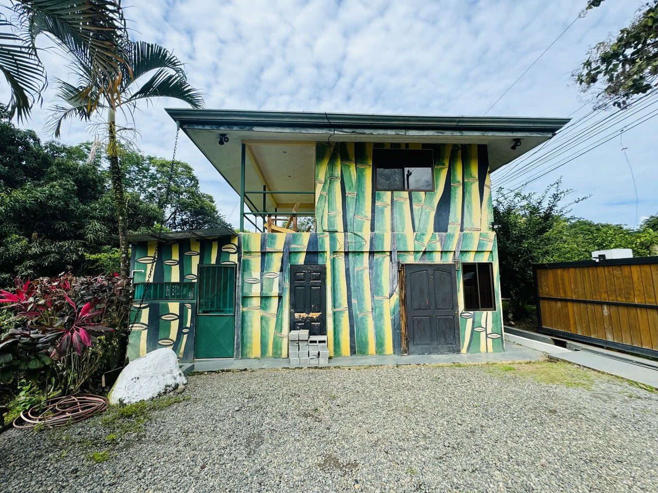 Downtown Uvita Commercial Room Rentals with Restaurant - Gallery image 38