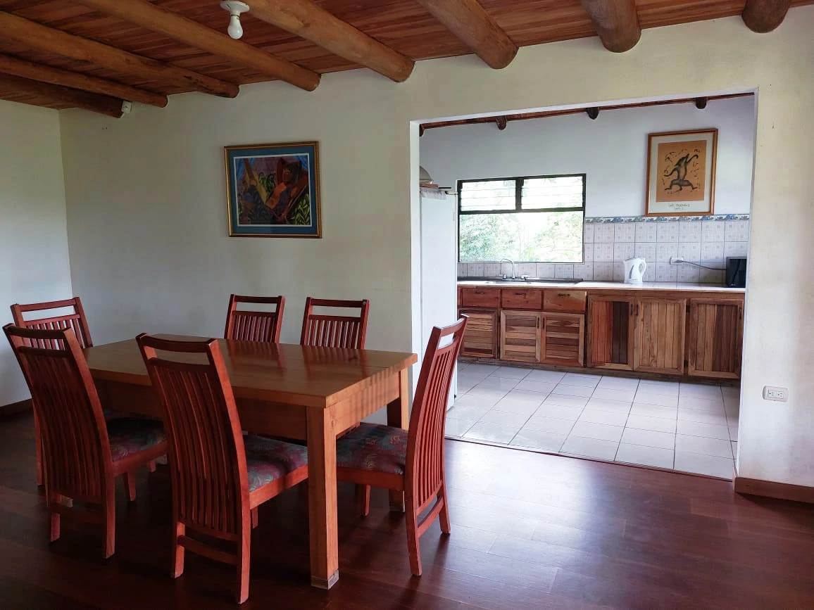 CHALET DEL LAGO - Beautiful A-Frame home in tropical garden - Gallery image 10