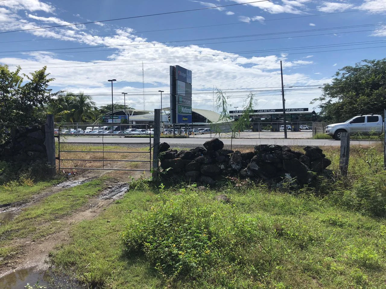 Great investment opportunity, property adjacent to Liberia Airport - Gallery image 2