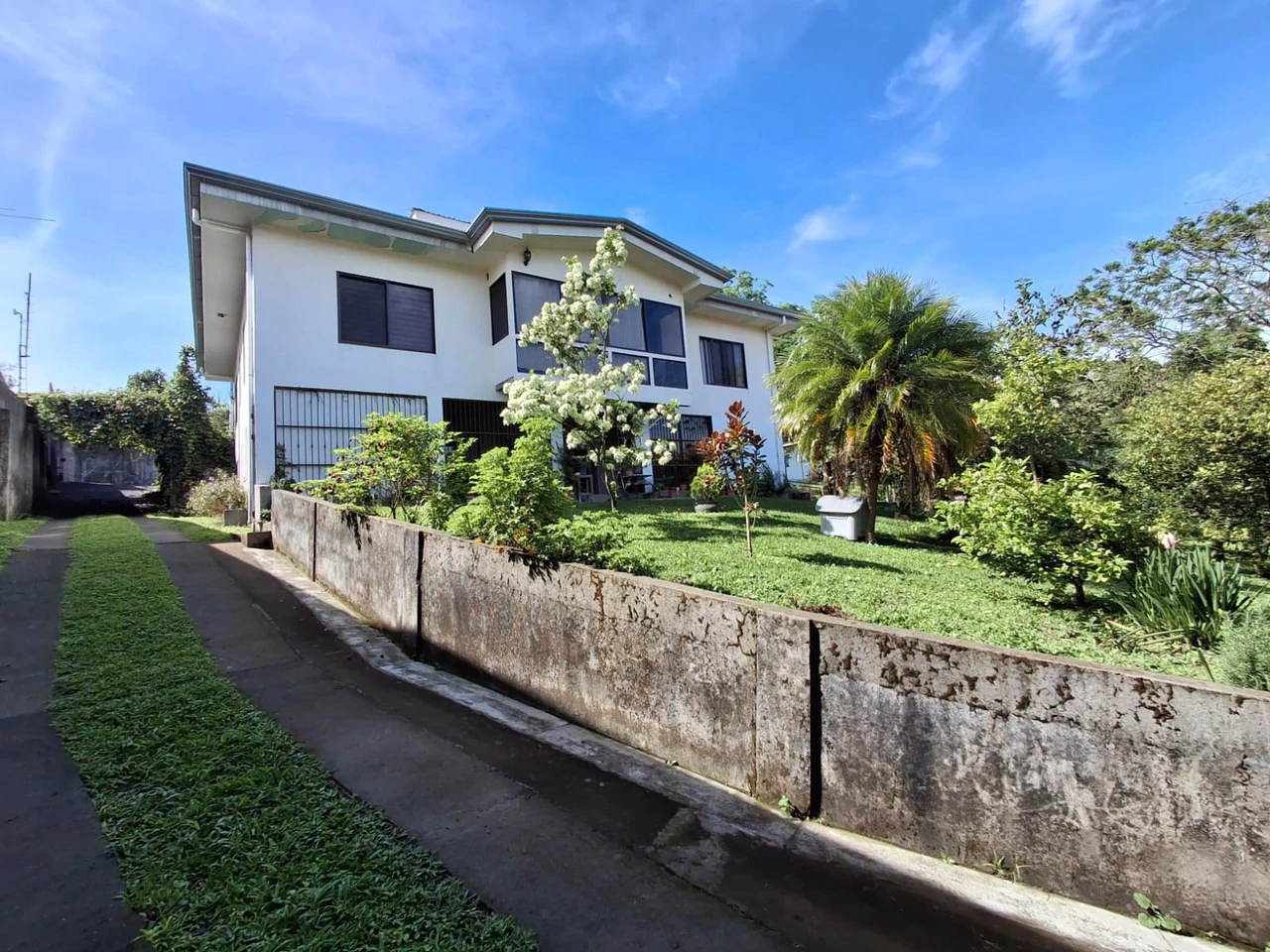 Want a Horse Property?. RARE Horse Estate near Grecia + Additional Rental Home! - Gallery image 6
