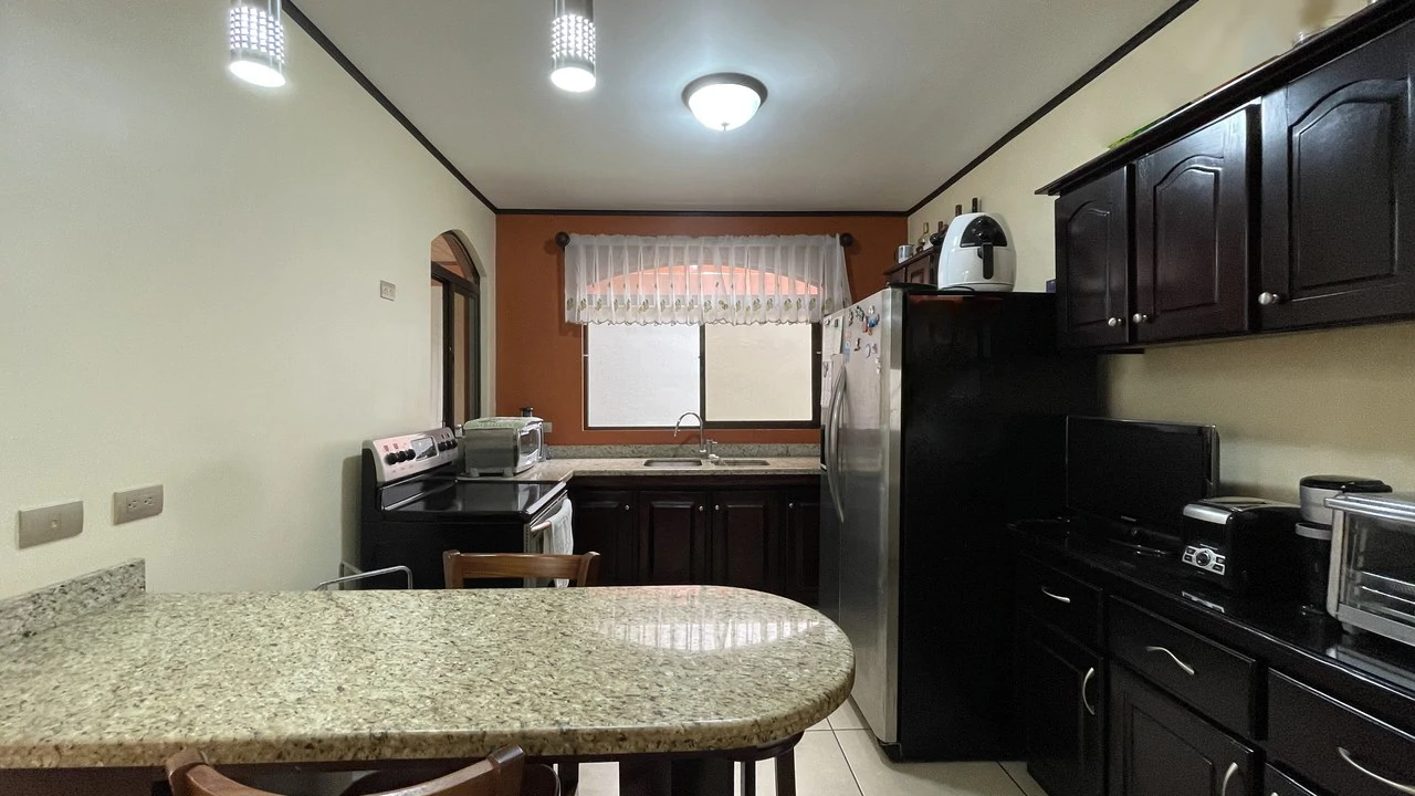 House for sale in Grecia in gated community, Las Calas - Gallery image 5