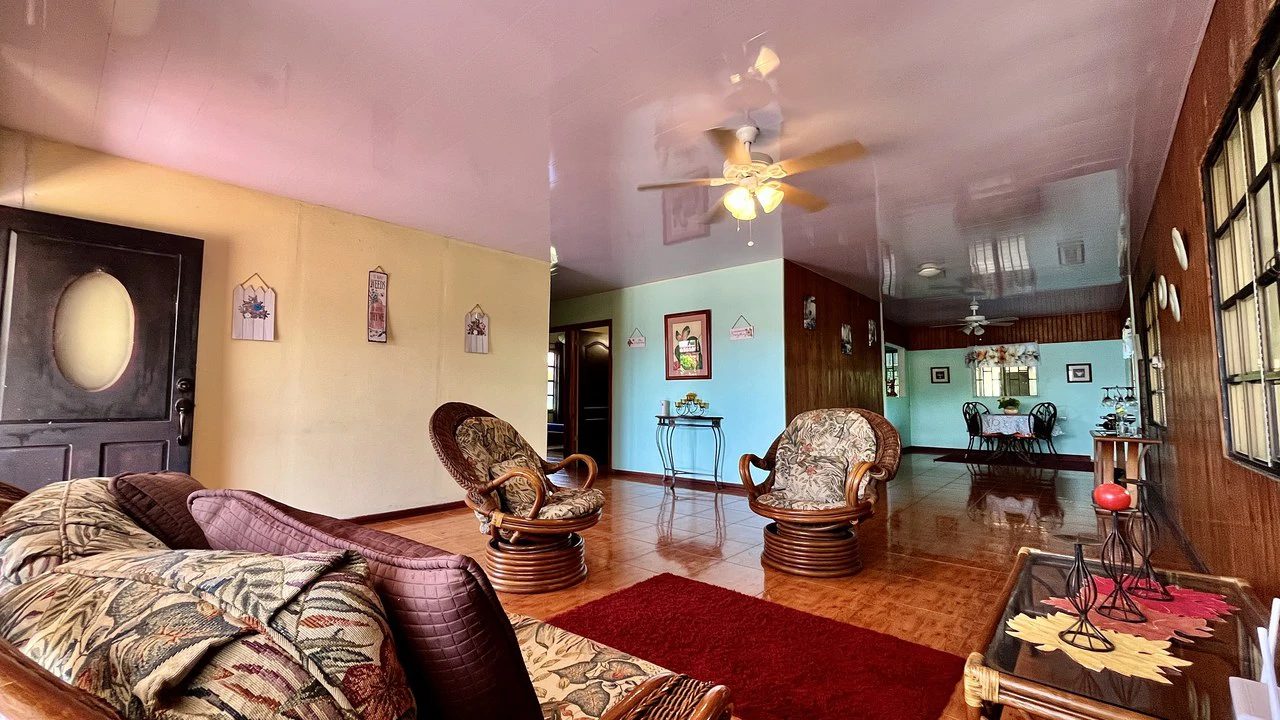 House For Sale in Daniel Flores - Gallery image 4