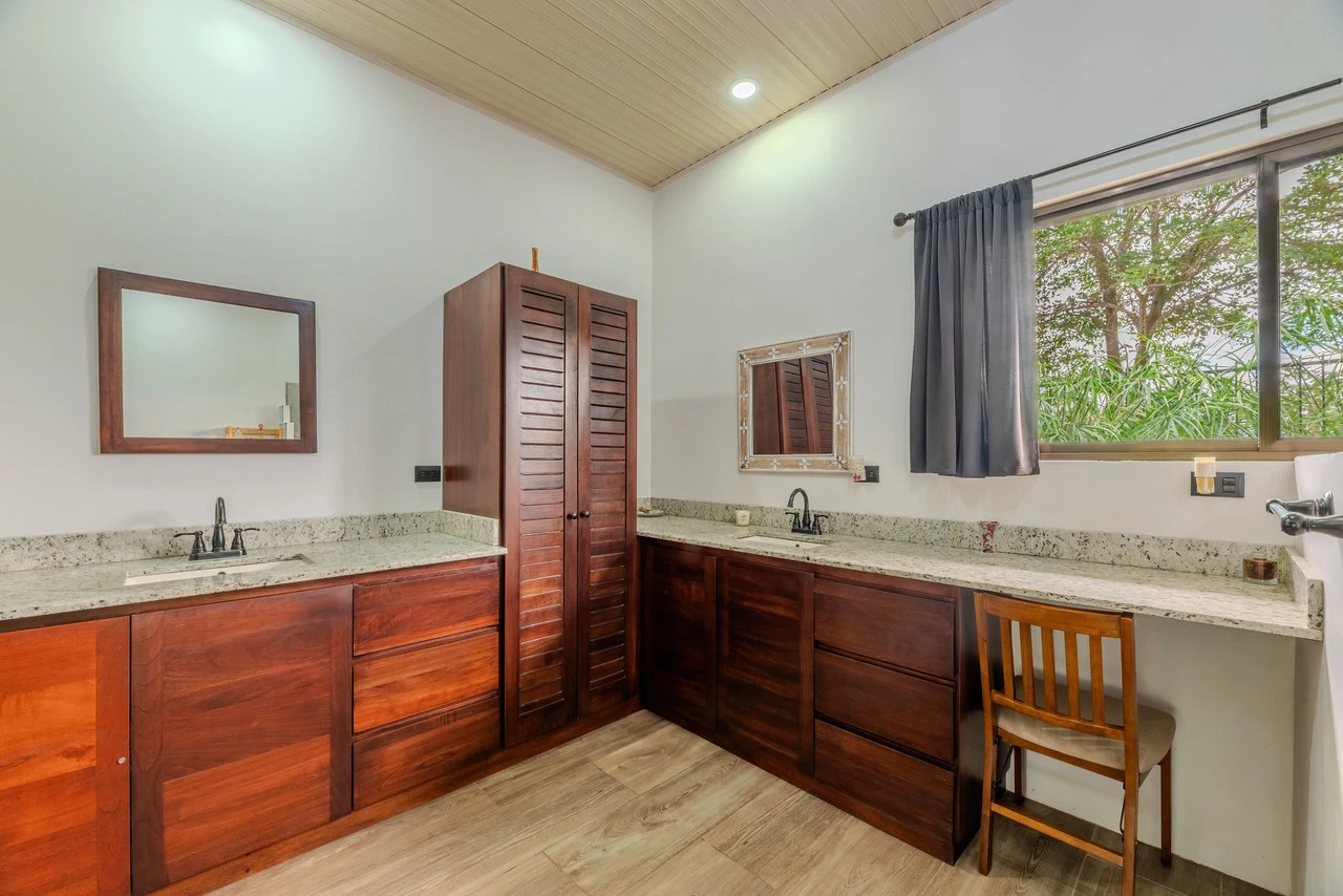 Mountain House For Sale in Quepos - Gallery image 28