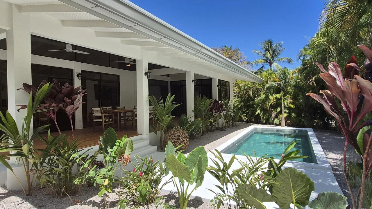 Casa Sol: Casa Sol – A Tropical Beach-Style Home with Pool, Designed for Year-Round Vacation Living