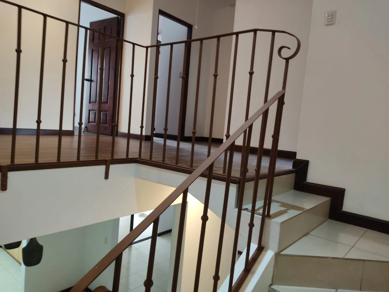 Independent House for Sale in Rohrmoser – 4 Bedrooms, Prime Location - Gallery image 7