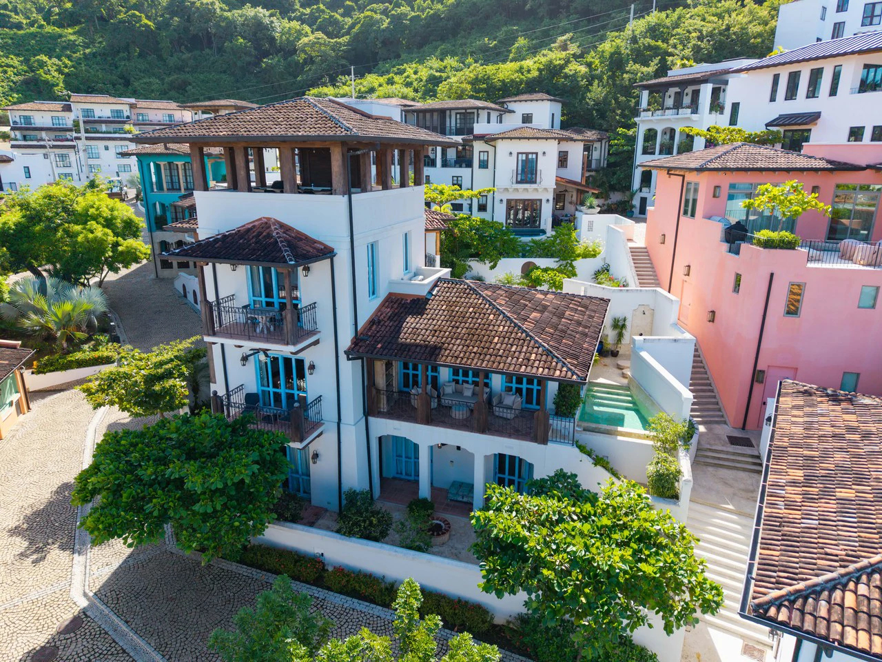 9 Calle Cartagena: Ocean View Retreat - Steps from the Beach Club!