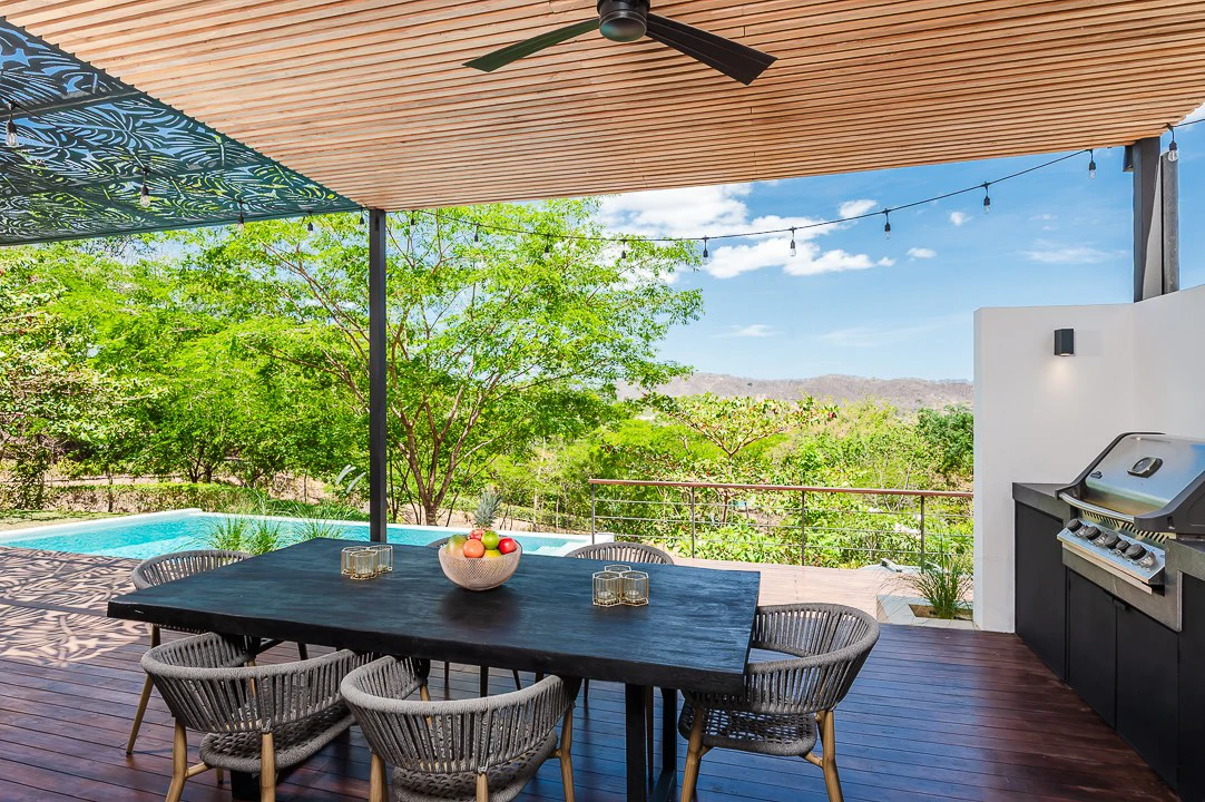 Casa Kalachuchi: Gorgeous Modern Jungle Oasis with Sunset Views in Gated Community - Gallery image 33