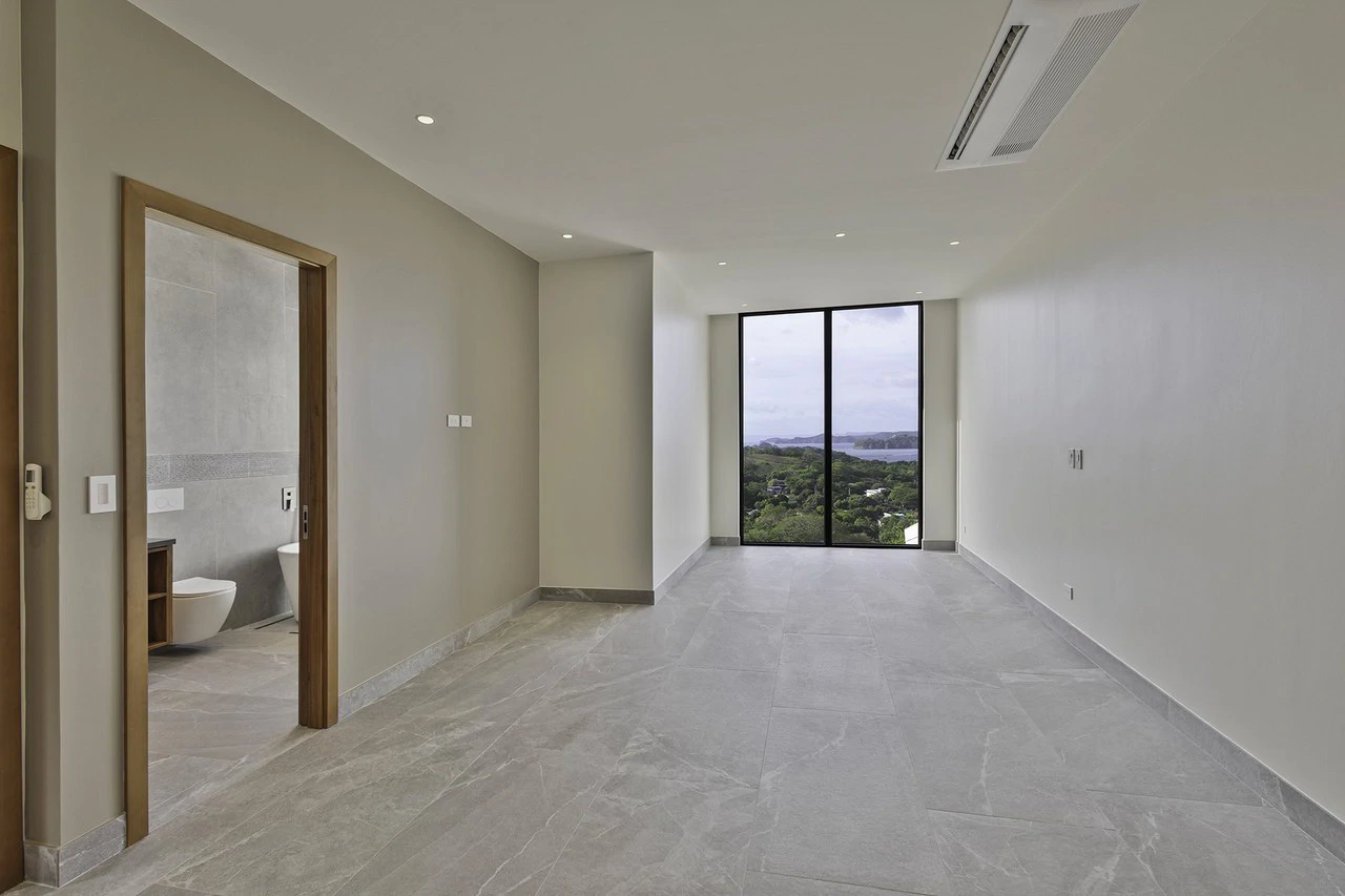 Coco Bay Estate #23: Ocean View Modern Residence - Gallery image 9