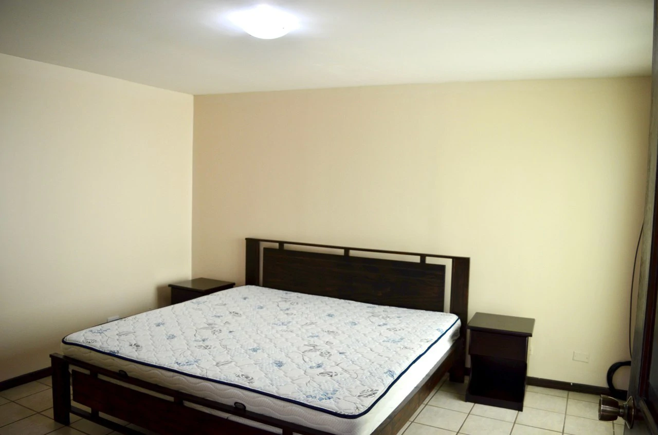APARTMENTS BUILDING FOR SALE! ATTENTION INVESTORS! - Gallery image 8