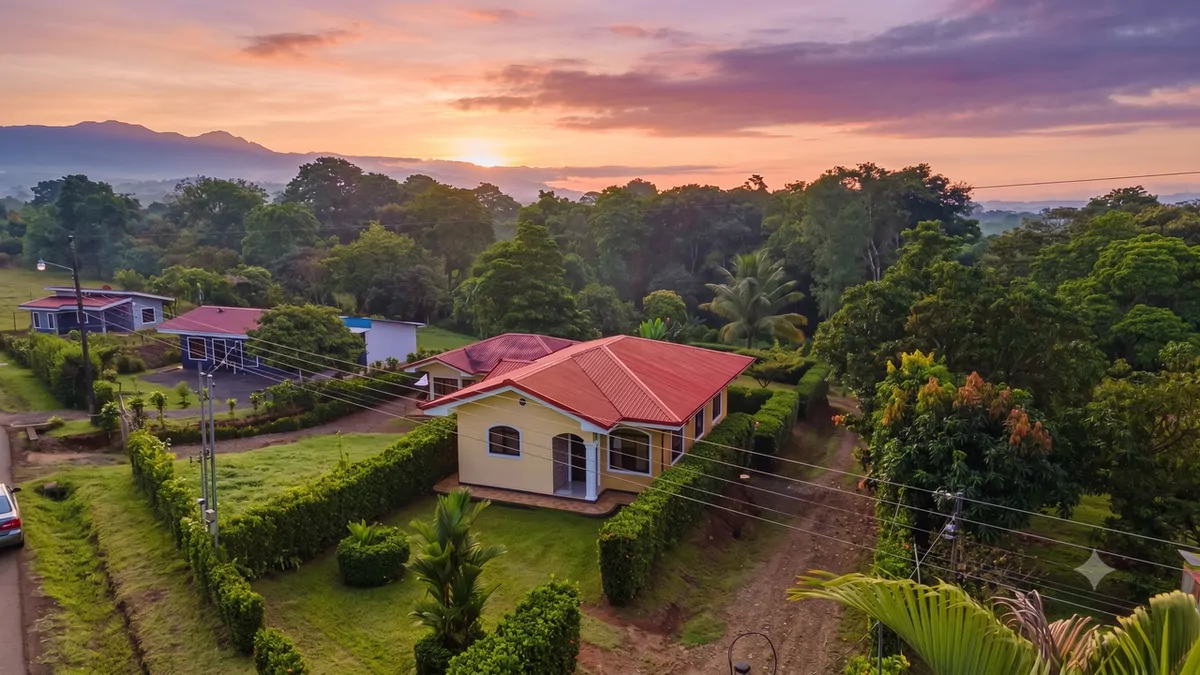 House For Sale in San Pedro