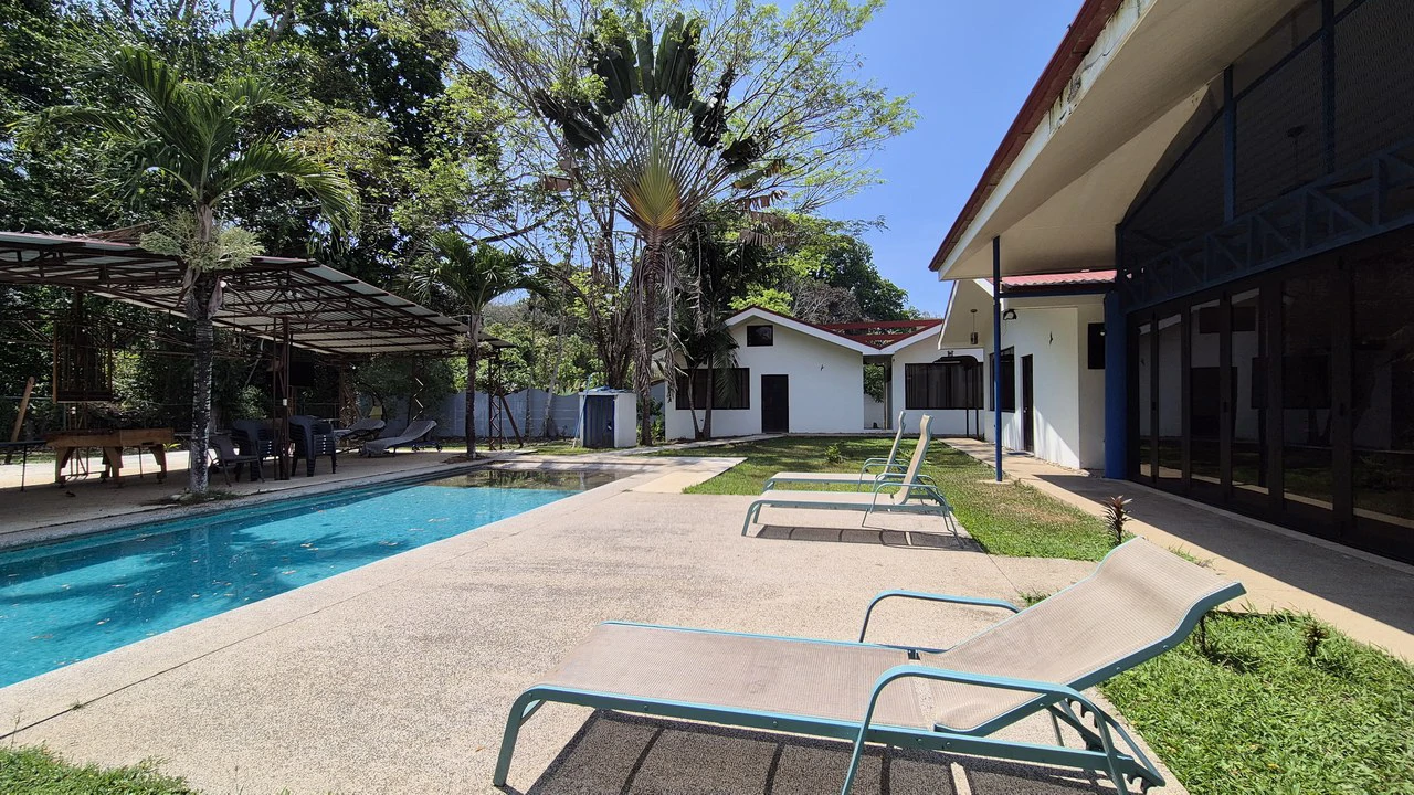 Income Generating Property. Costa Rica. Near the beach:   Income-Generating Oasis in Villa Verde, Garabito – Just Minutes from Puntaleona - Gallery image 2