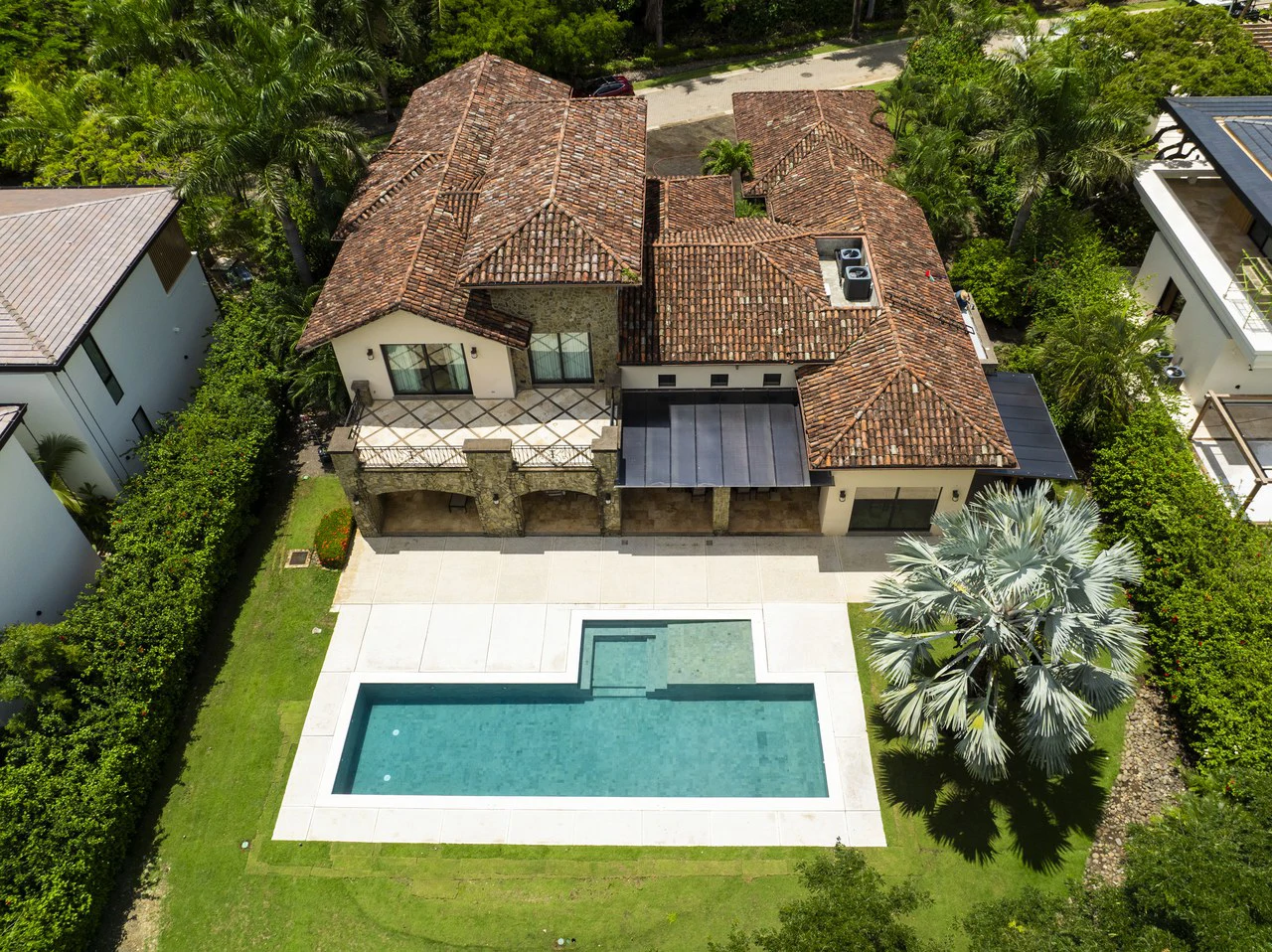 La Dulce Vida 7: Exclusive 5-Bedroom Mansion in La Dulce Vida, Hacienda Pinilla. Unmatched Elegance & Privacy