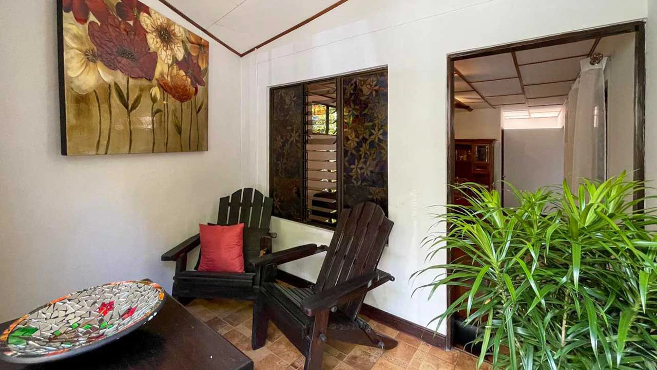 Home for sale in Atenas with Large Lot and Natural Surroundings - Gallery image 4