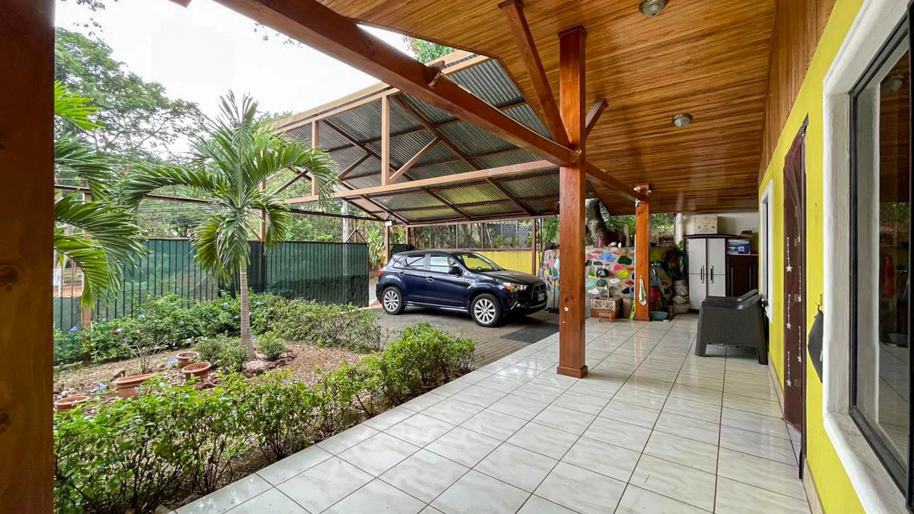 Discover Your New Home in Atenas, Costa Rica: The Best Climate in the World and a Strategic Location - Furnished - Gallery image 12